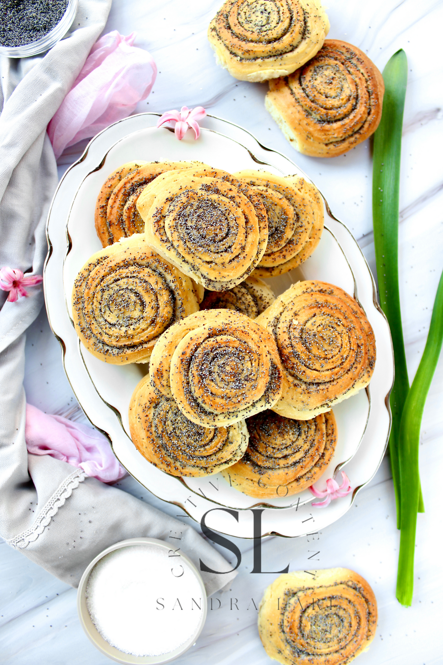 Poppy Seed Rolls with Mother Yeast - Set 3 of 3