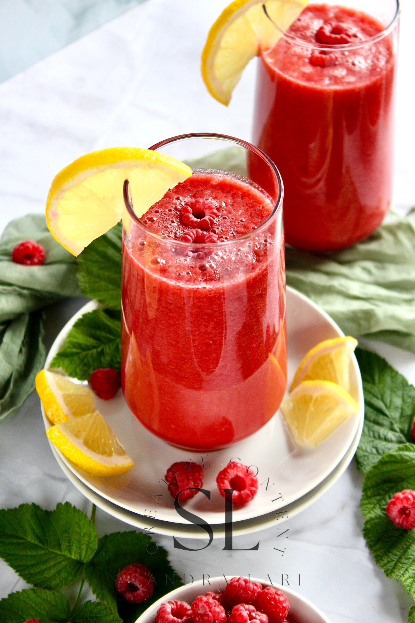 Raw Vegan Raspberry-Lemon Smoothie  - Set 4 of 4