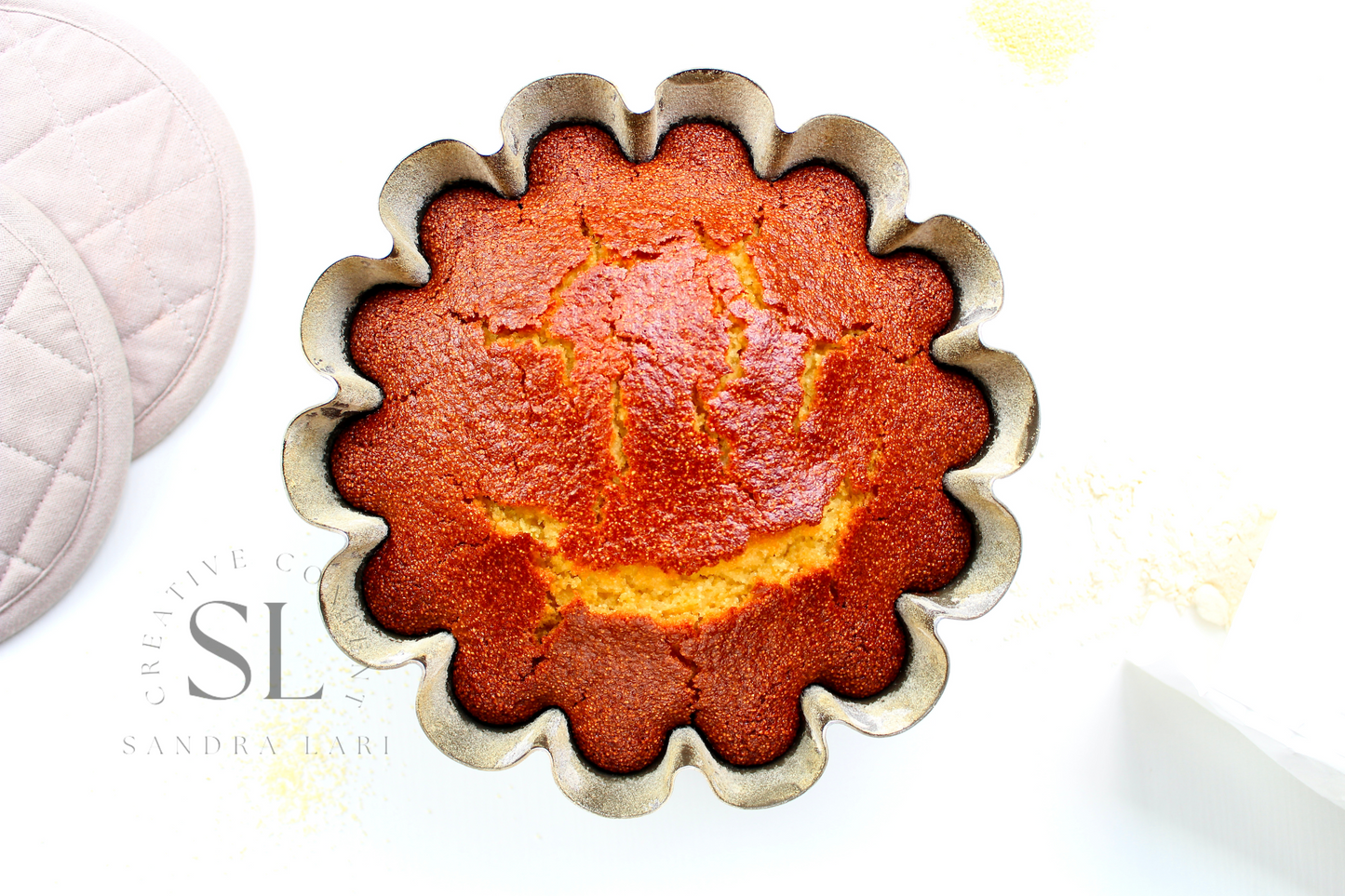 Healthy Eggless Semolina Cake Set 2 of 2
