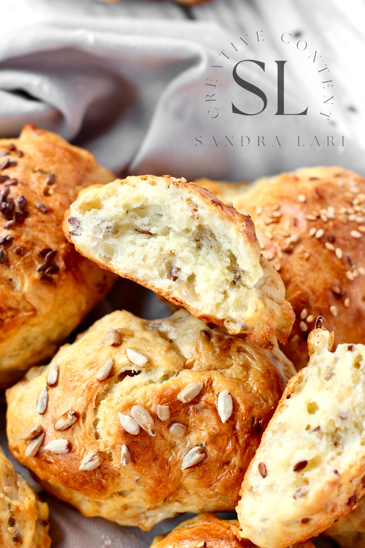 Rustic No Yeast Bread Mini Rolls - Set 1 of 4