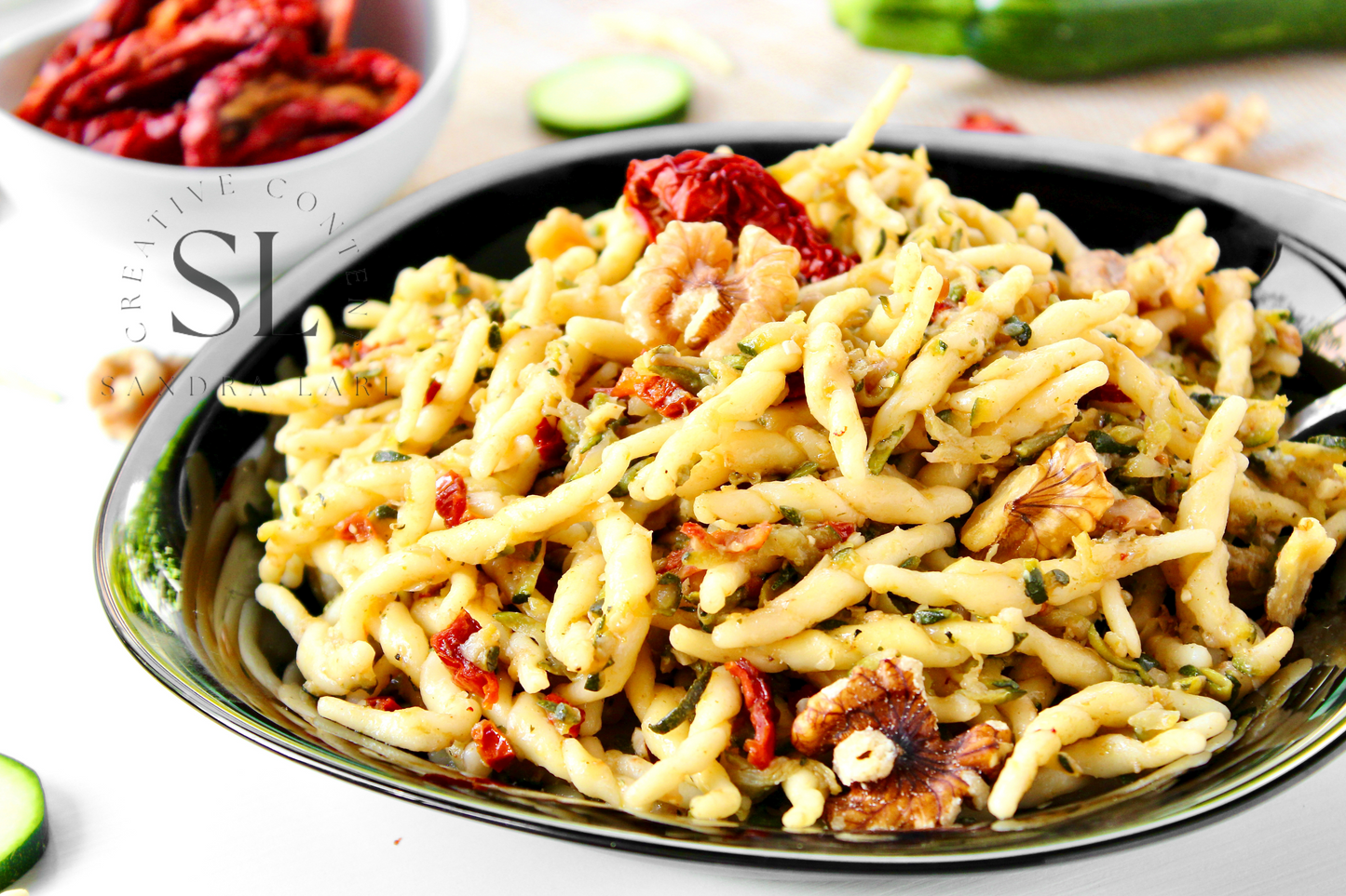 Vegan Pasta with Zucchine, Dry Tomatoes and Walnuts - Set 2 of 3
