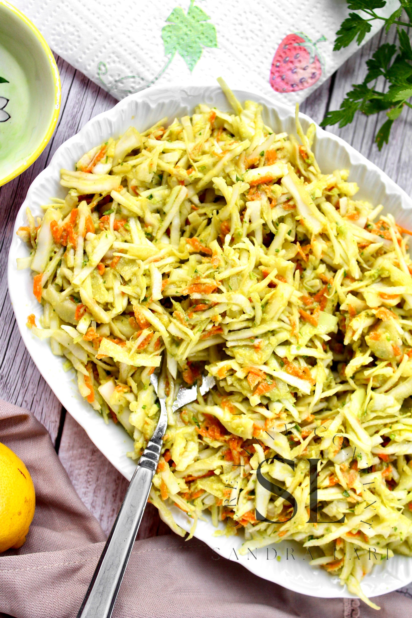 Creamy Avocado & Garlic Coleslaw - Set 1 of 4