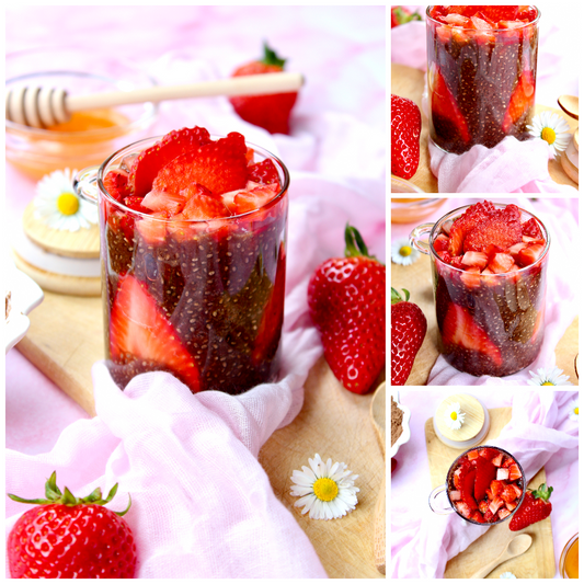 Raw Strawberry & Carob Chia Pudding - Set 2 of 3